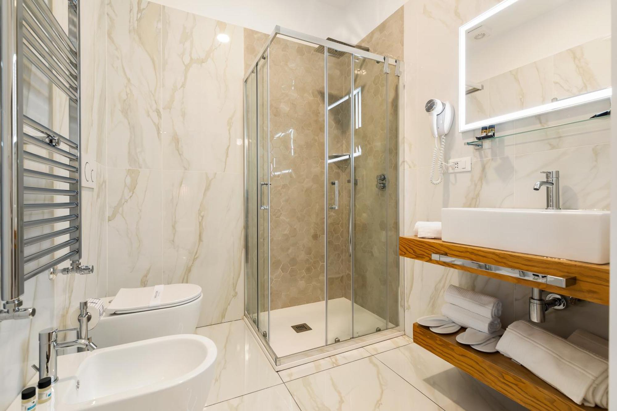 Albadea Deco&Jacuzzi Hotel Róma Kültér fotó